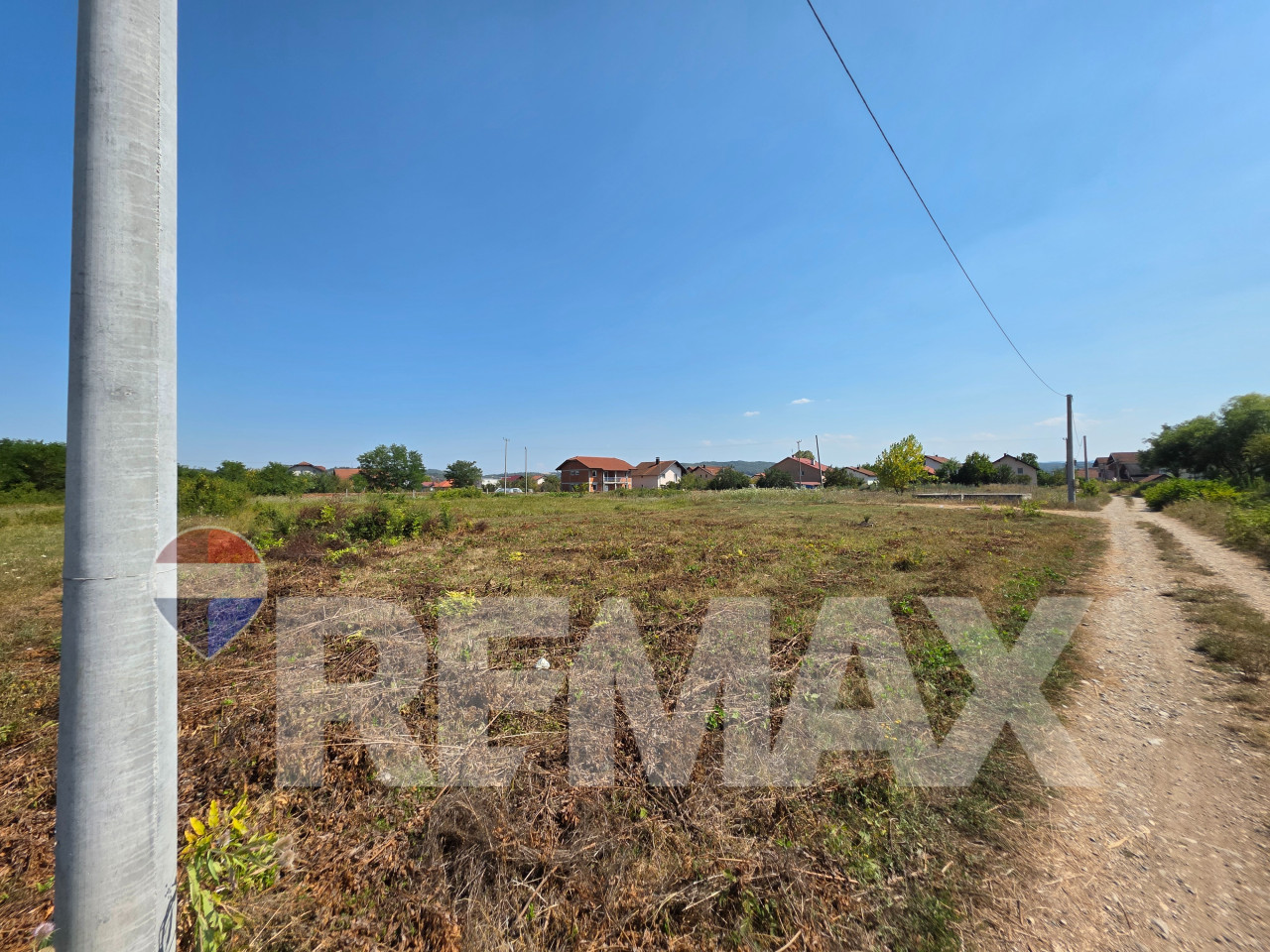 Građevinski plac 650m2/ Jablan/ kod Jezera