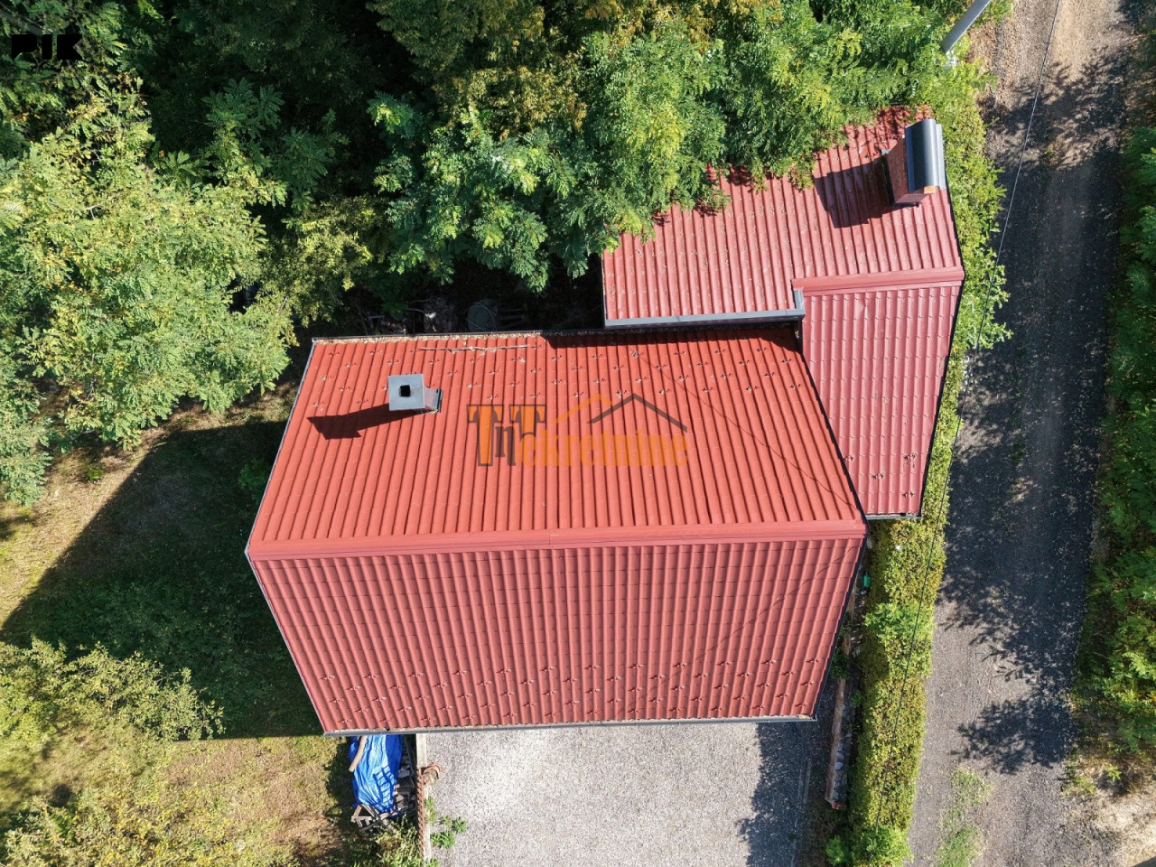 Vikend kuća 75 m2 na placu 1500 m2 - Aleksići 16