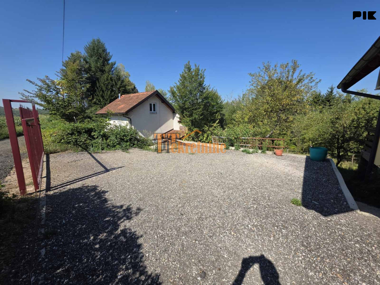Vikend kuća 75 m2 na placu 1500 m2 - Aleksići 4