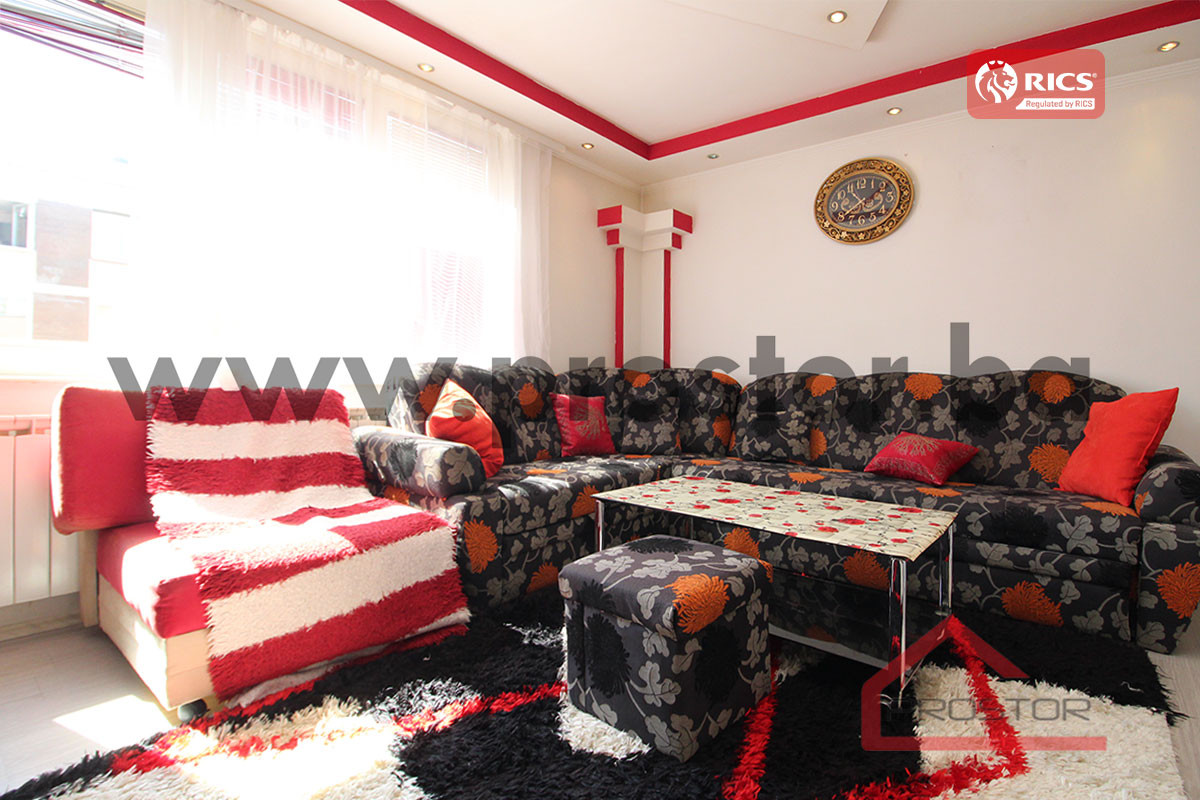 PROSTOR izdaje: Dvosoban stan, 52m2, Grbavica 2