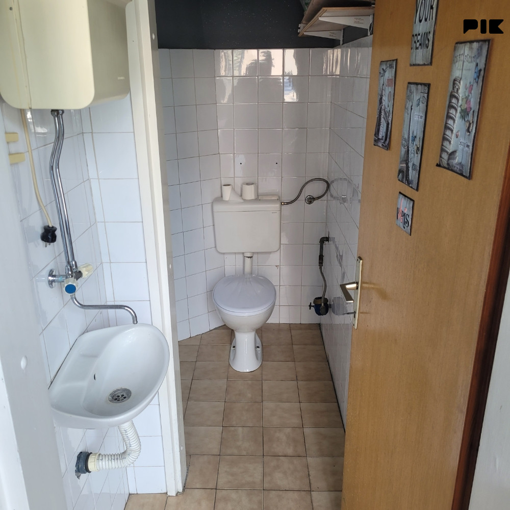 Poslovni prostor Travnik 6