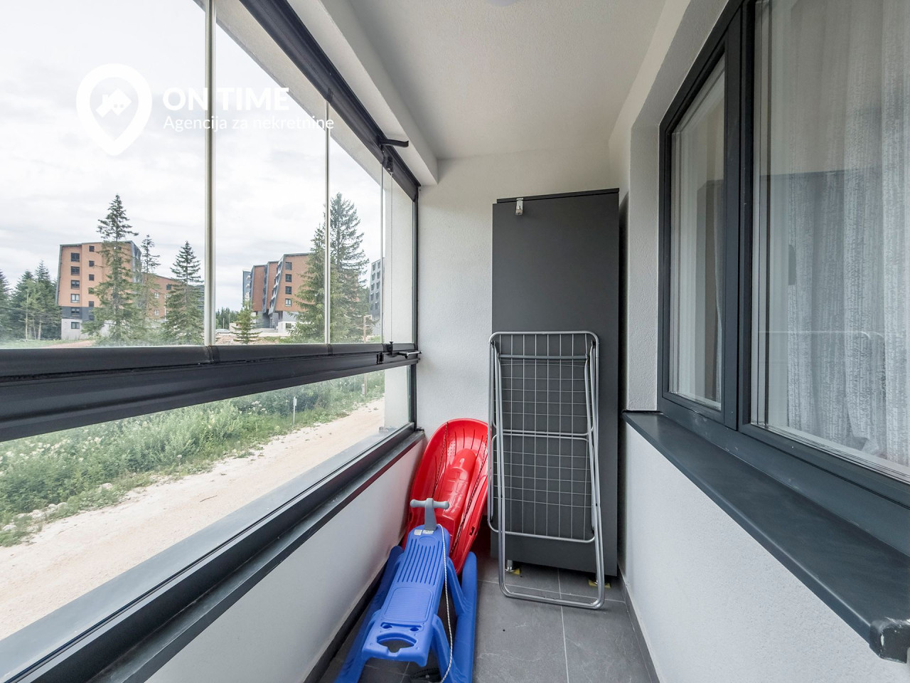 ON TIME prodaje: Dvosoban apartman Jahorina, Snježna Dolina 15