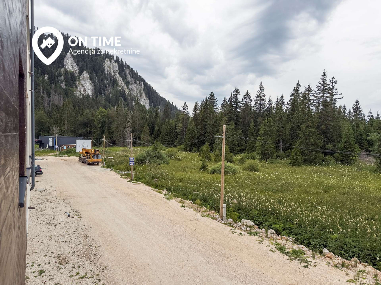 ON TIME prodaje: Dvosoban apartman Jahorina, Snježna Dolina 17