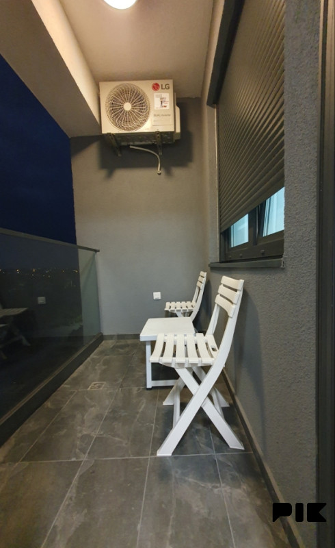 Izdavanje Izdajem stan Banja Luka kod TC EMPORIUM I UKC KLINIČKI 15