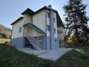 Prodaje se kuća sa okućnicom: Lješevo-Ilijaš(264.22m2)