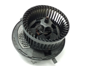 5Q1819021A 5Q0907521D MOTORIC VENTILACIJE  Volkswagen
