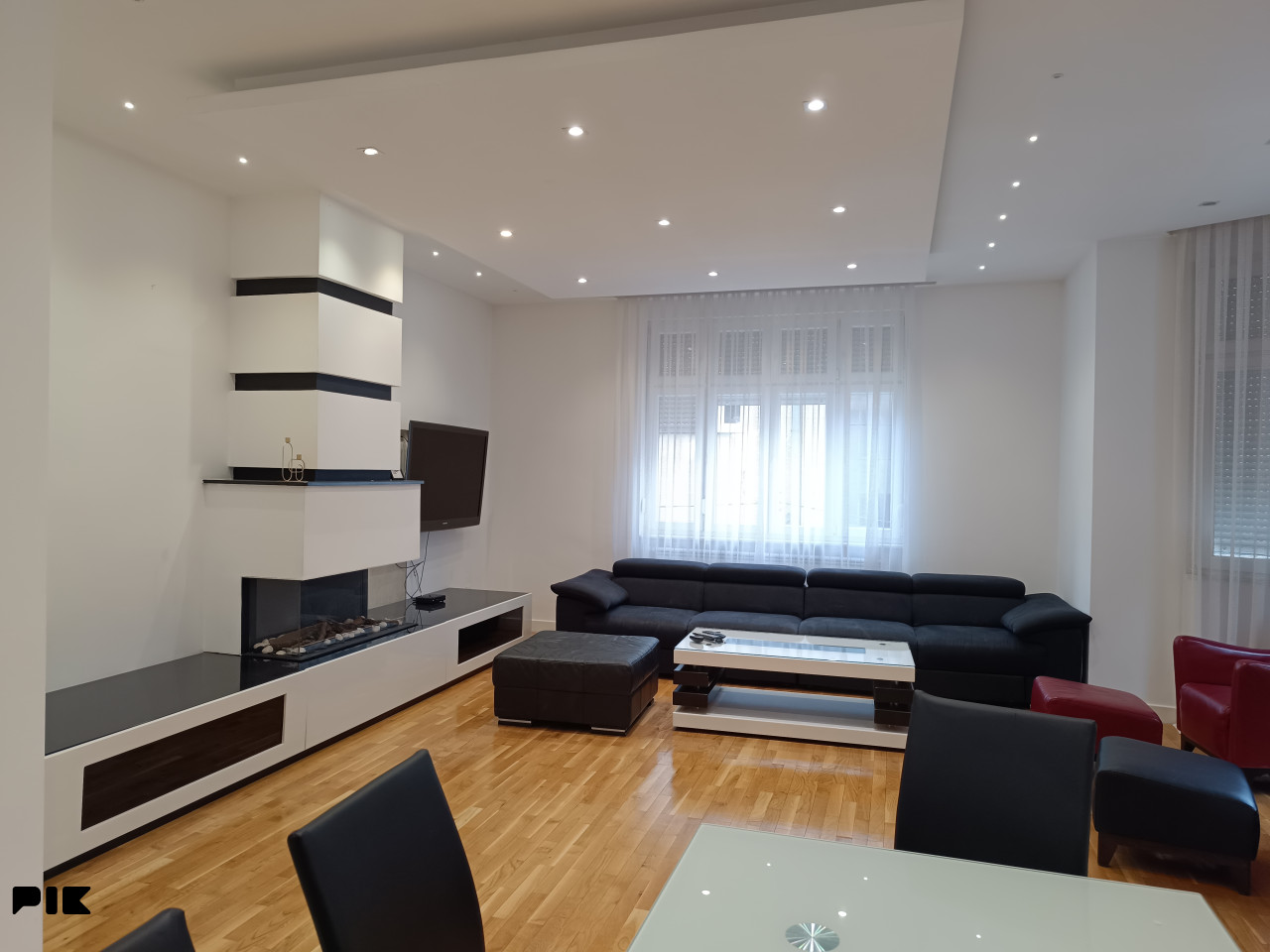 Luksuzan stan 130 m2 Centar 2