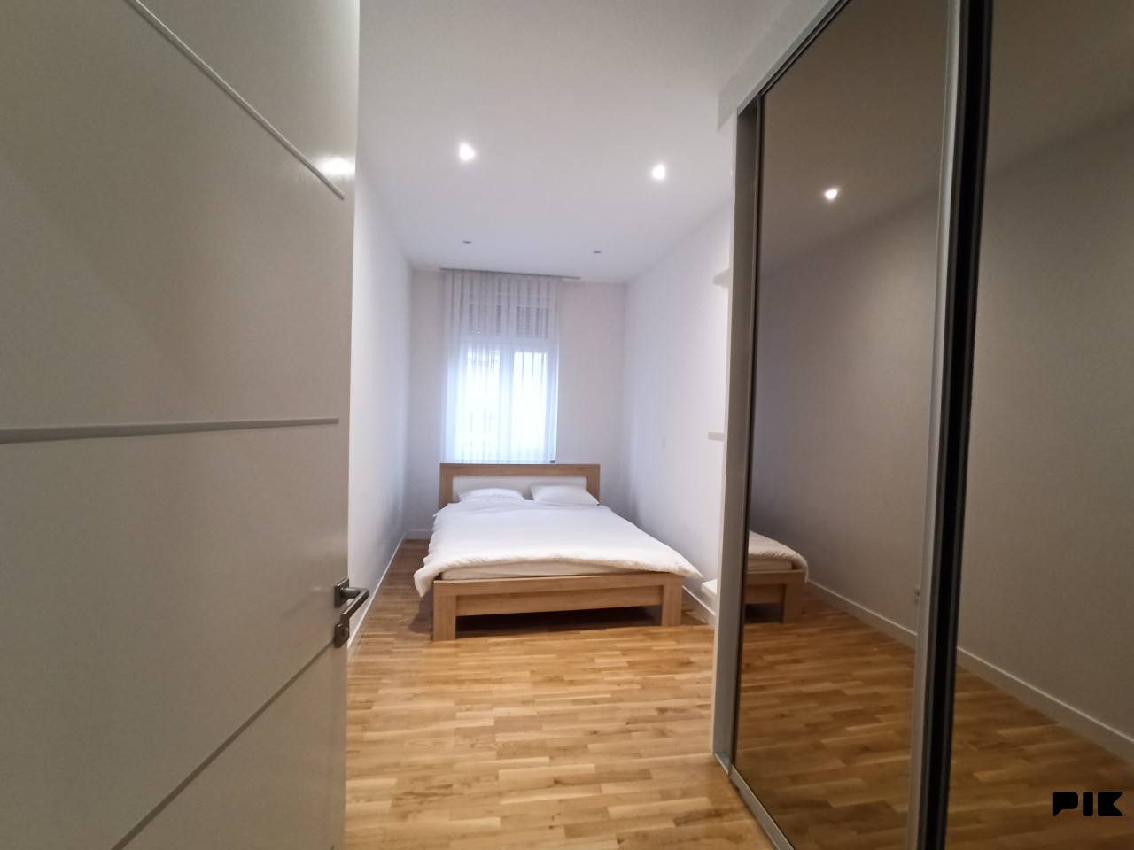 Luksuzan stan 130 m2 Centar 14