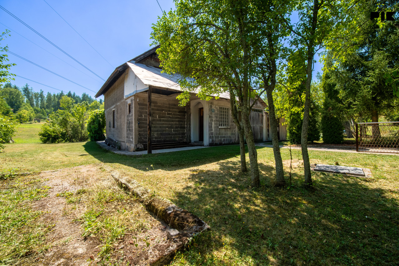 Zemljište 5.019 m2  tri parcele u Rakovici 6