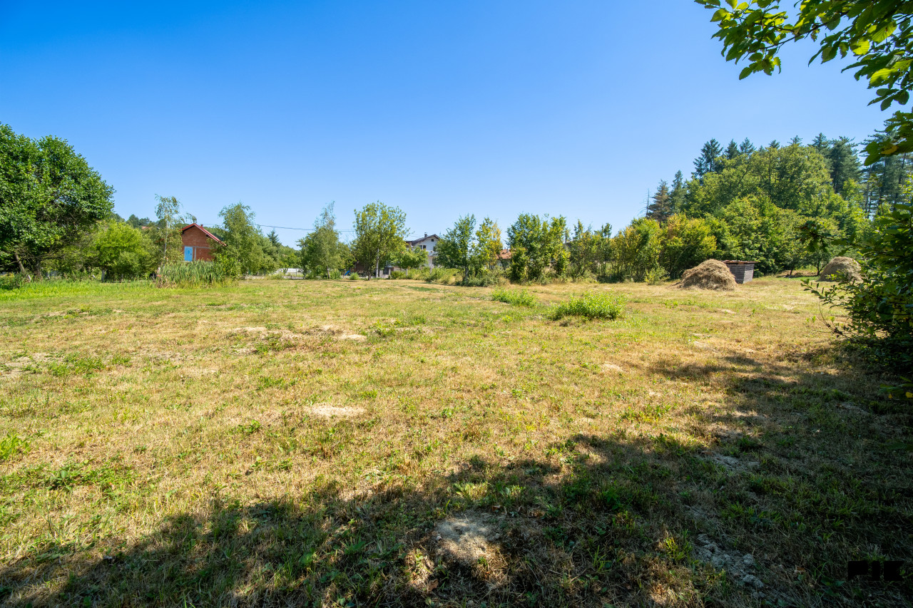Zemljište 5.019 m2  tri parcele u Rakovici 14