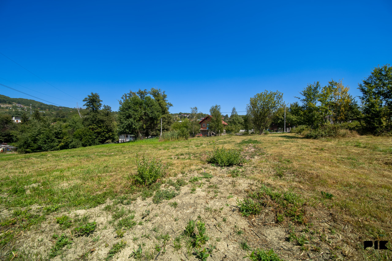 Zemljište 5.019 m2  tri parcele u Rakovici 16