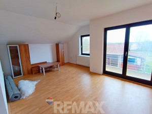 Prostrana porodična kuća 300m2 na placu 1430 m2-Maglajani photo 3