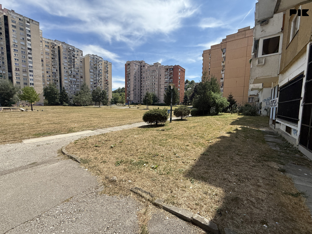 Dvosoban stan Alipašino polje (opcija trosoban) 59 m2 treći sprat photo 4