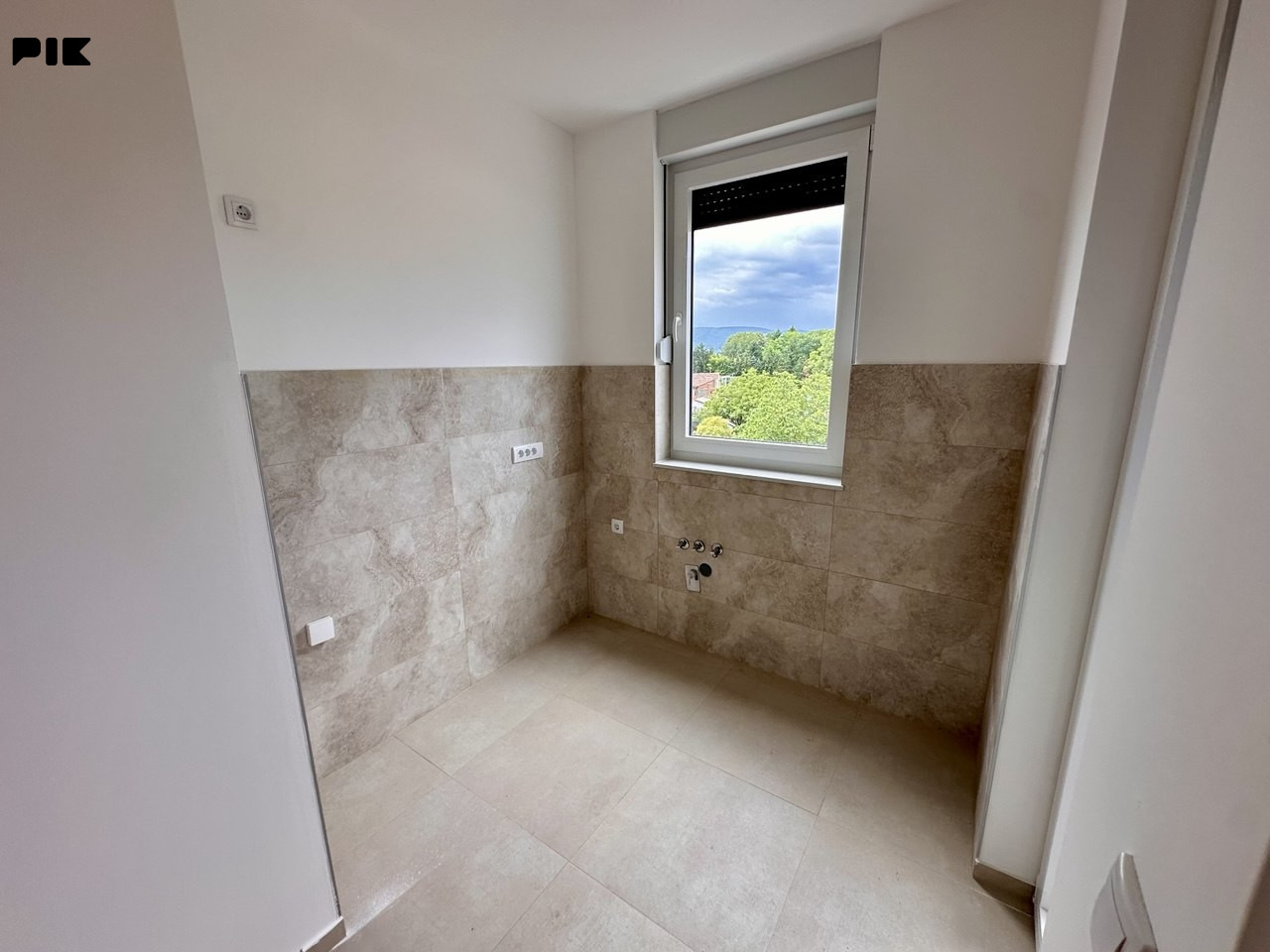 Na prodaju Četvorosoban stan 92m2  Lazarevo, Banja Luka 6