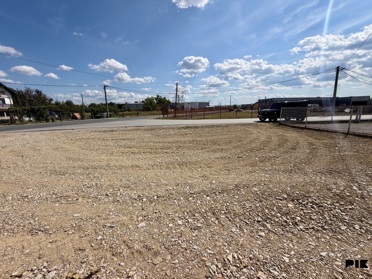 Plac Industrijska Zona Gradačac Ledenice Donje pored puta 2