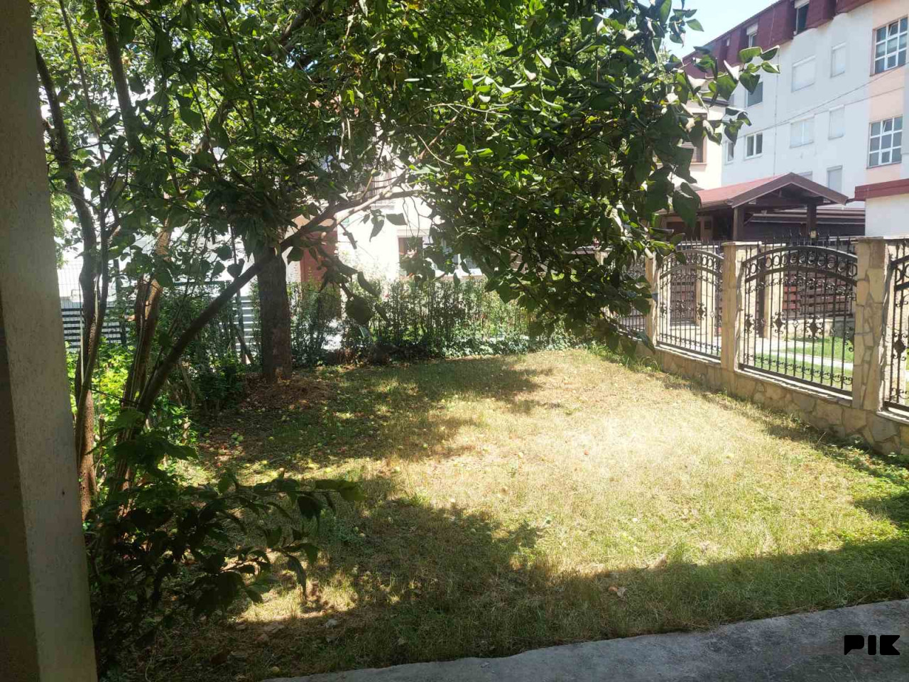Dvoetazni Stan / Kuca u nizu Pejton - Ilidza photo 1