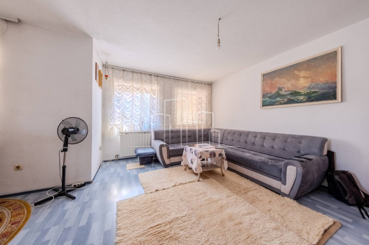 Prodaja trosoban stan Pale 80 m2