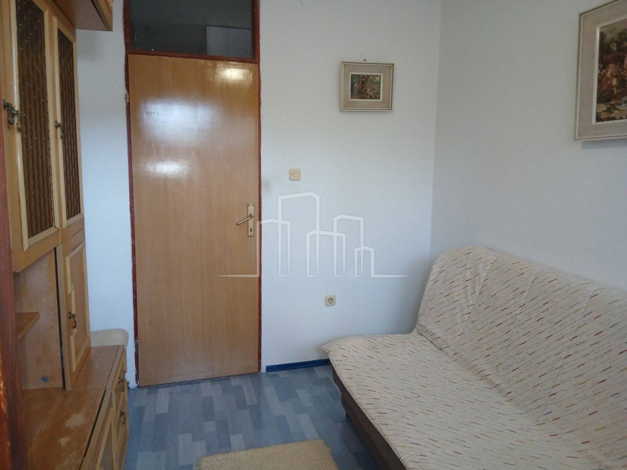 Prodaja trosoban stan Pale 80 m2 12