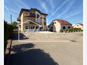 Poslovni prostor 200m2 prilaz sa glavne ceste, Glamočani photo 2