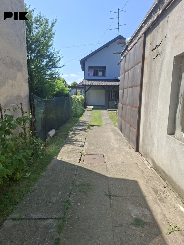 Obiteljska Kuća Orašje centar odmah useljiva mob 063452400 9