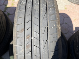 Prodajem 4 gume 215/65/17 Hankook 7mm