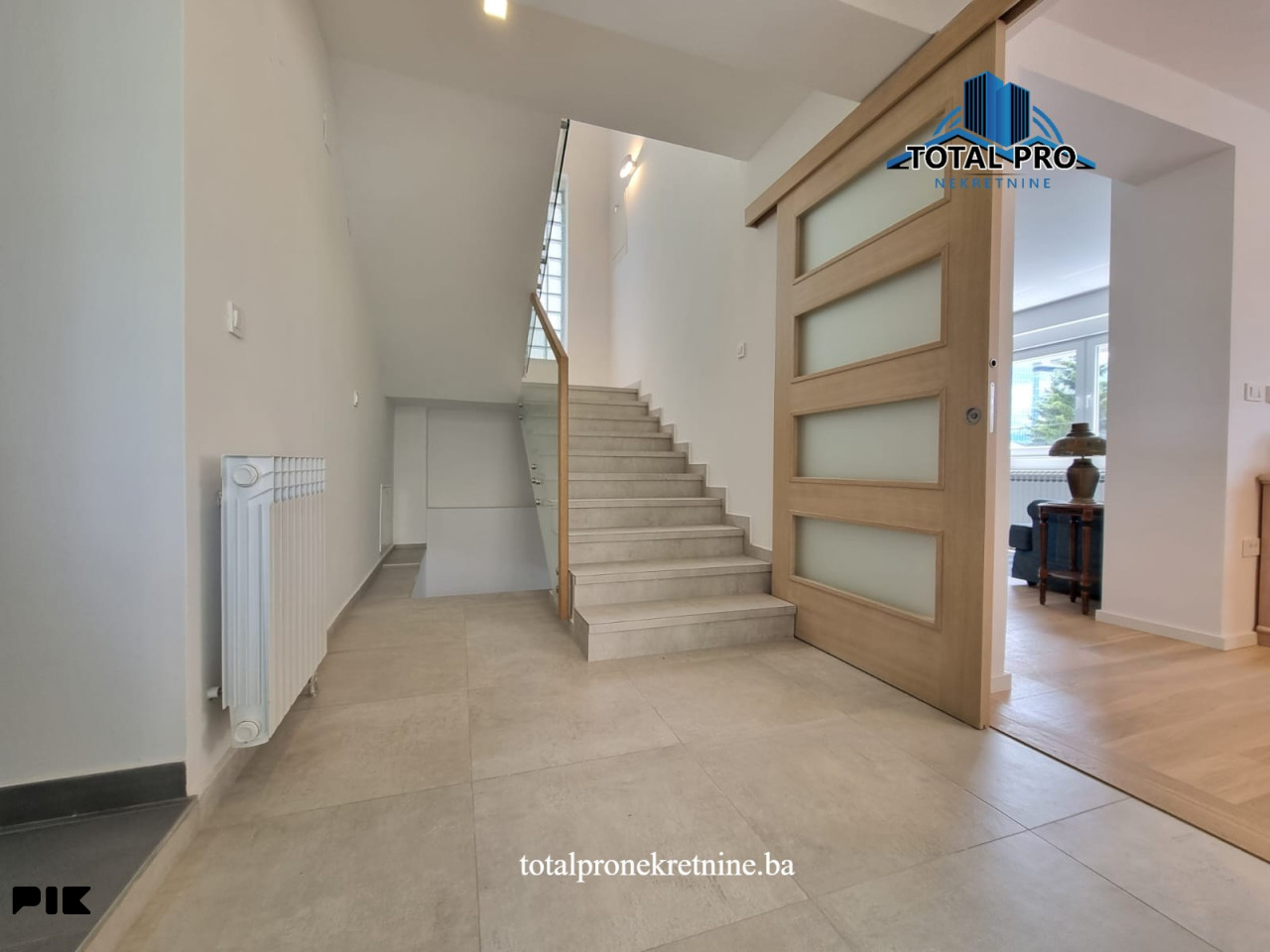 TOTAL PRO / Kuća s poslovnim prostorom 390m2 / Marijin Dvor 8