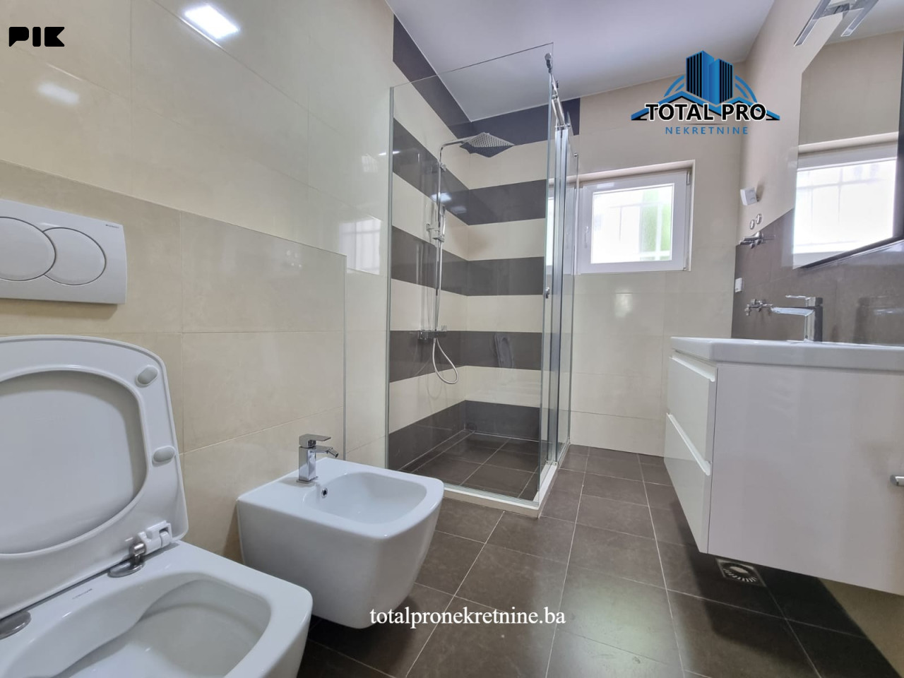 TOTAL PRO / Kuća s poslovnim prostorom 390m2 / Marijin Dvor 7