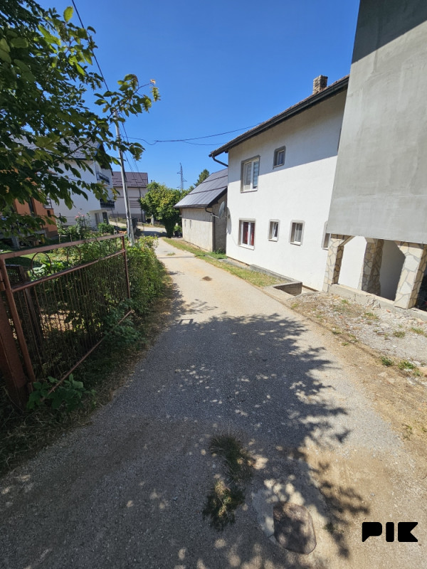 Kuća Istočno Sarajevo Lukavica Njegoševa 16