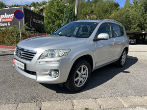 TOYOTA RAV 4 2.2D AWD*110KW*4x4 *FACELIFT*EXECUTIVE*LED*PDC