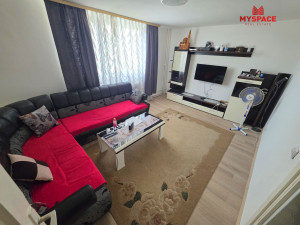 MY SPACE/ Stan/ Alipasino polje/ 70 m2