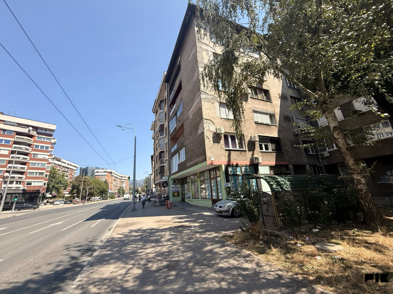 Stan četverosoban 66m2 - Grbavica, Sarajevo