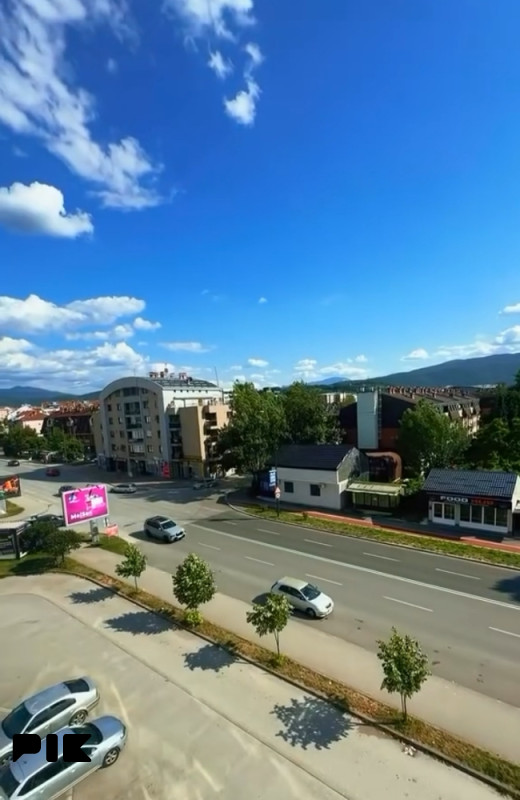 Trosoban stan u Lukavici 13