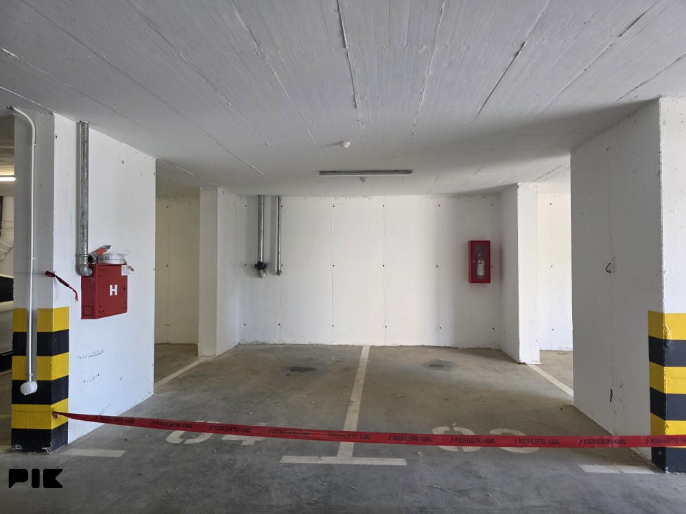 ***STAN SA GARAŽOM I OSTAVOM DERVENTA 66,32 m2*** 6