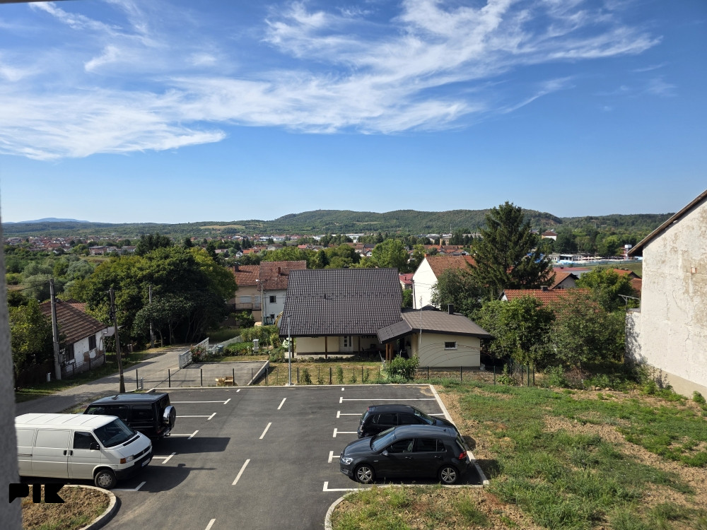 ***STAN SA GARAŽOM I OSTAVOM DERVENTA 66,32 m2*** 18