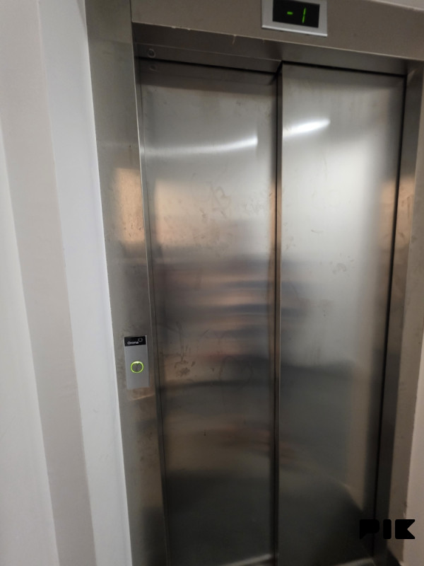 ***STAN SA GARAŽOM I OSTAVOM DERVENTA 66,32 m2*** 7