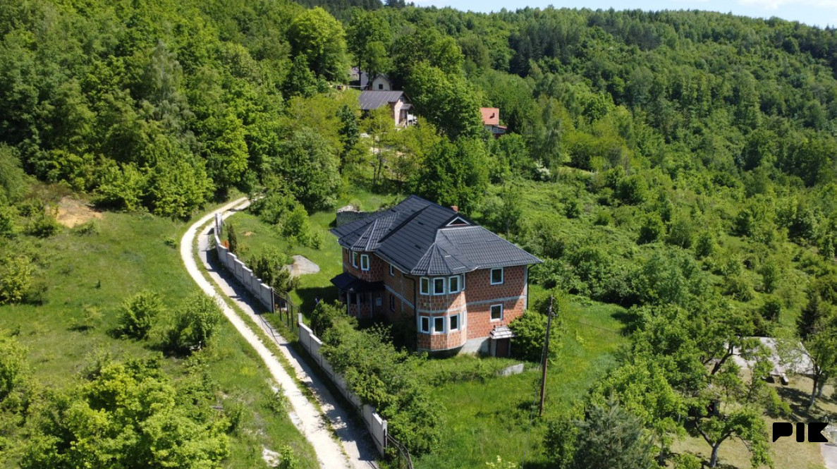 Prostrana kuca na velikom imanju - Ilidza, Rakovica photo 3