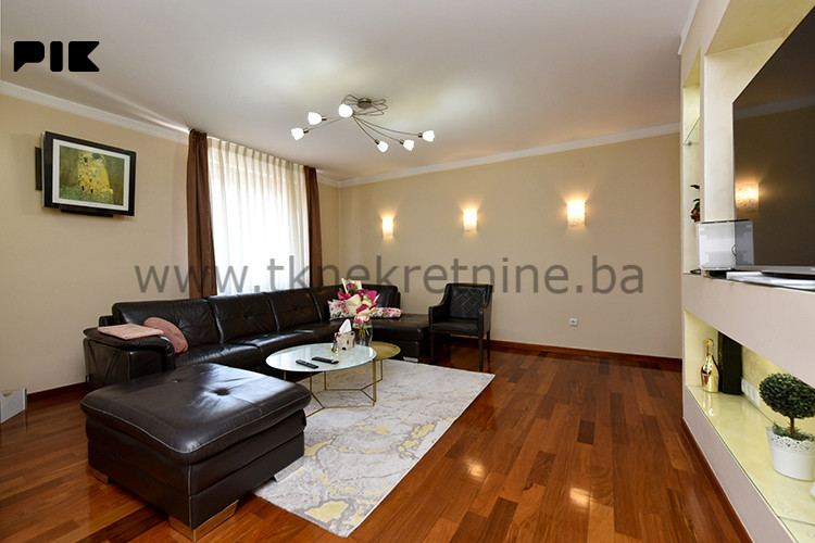 ZLOKOVAC - Zgrada "MUREX" -  Luksuzan trosoban stan 97,50 m2 5