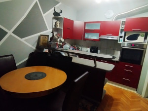 Prodajem stan 73 m2, naselje InterGaj