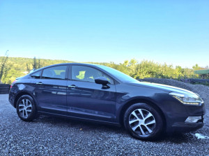 Citroen C5 1.6hdi84kw*2013god*PERFEKTNO OČUVAN