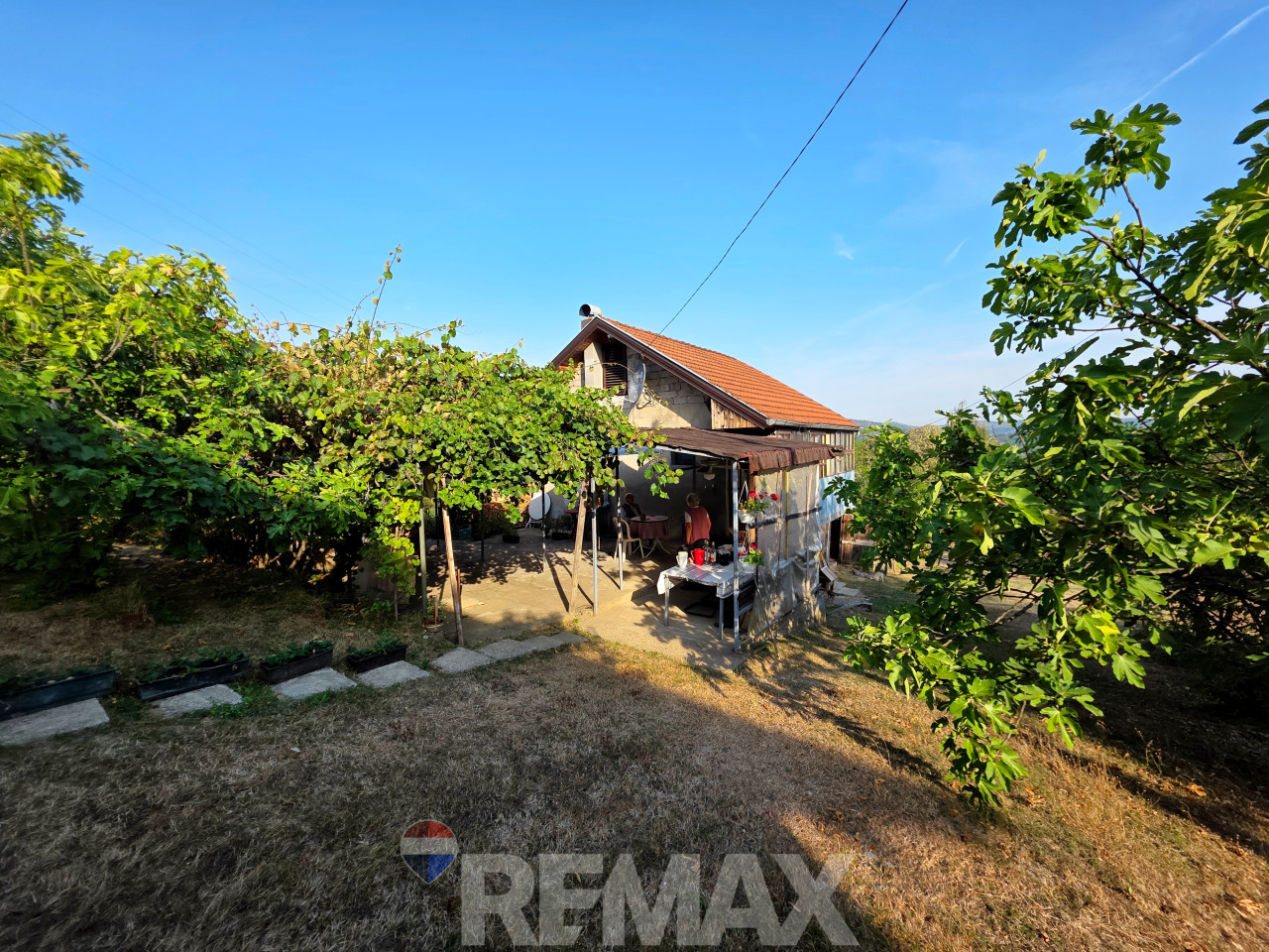 Kuća na parceli 9882 m2, Veliko Blaško, Laktaši