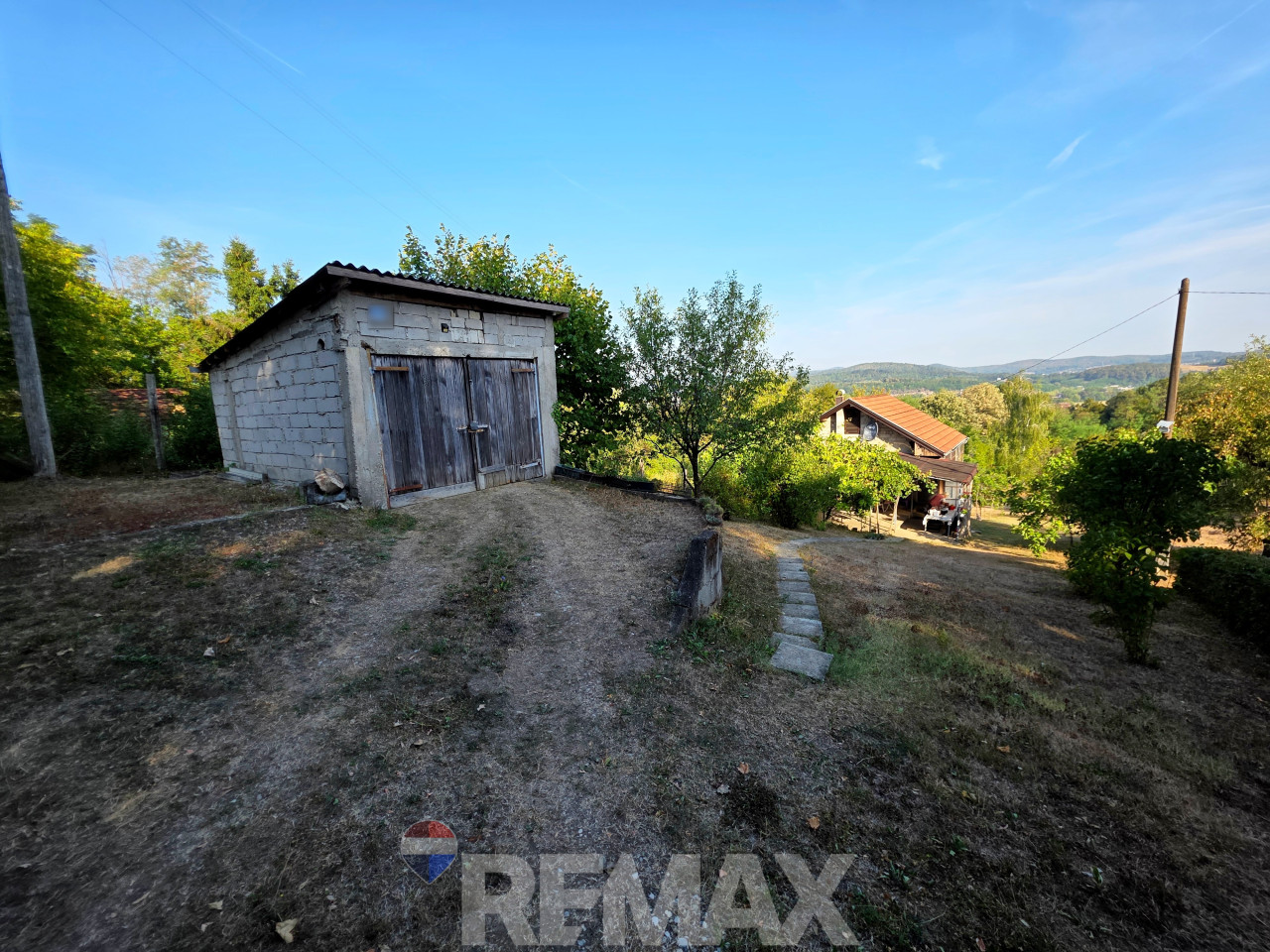 Kuća na parceli 9882 m2, Veliko Blaško, Laktaši 12