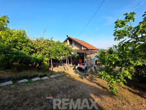 House on a plot of 9882 m2, Veliko Blaško, Laktaši