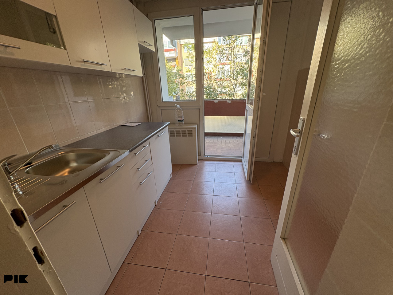 Stan /Alipašno polje/ B faza/ 40m2 photo 2