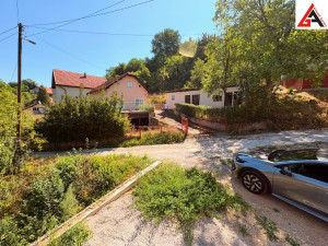 Kuća 76 m2 i 809 m2 okućnice - ZENICA