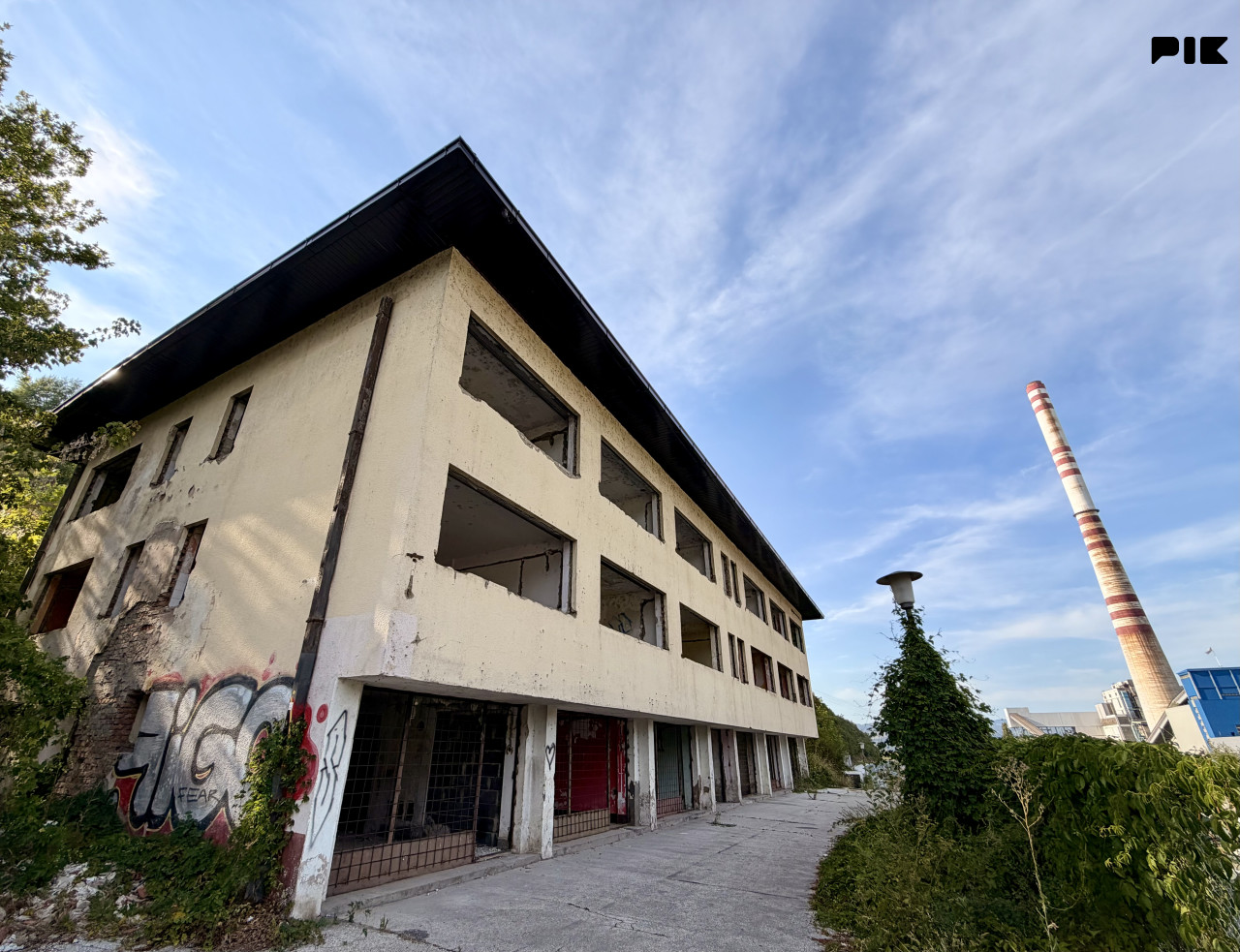 UNIKOD - Stambeno-poslovna zgrada TE Kakanj 1050 m2