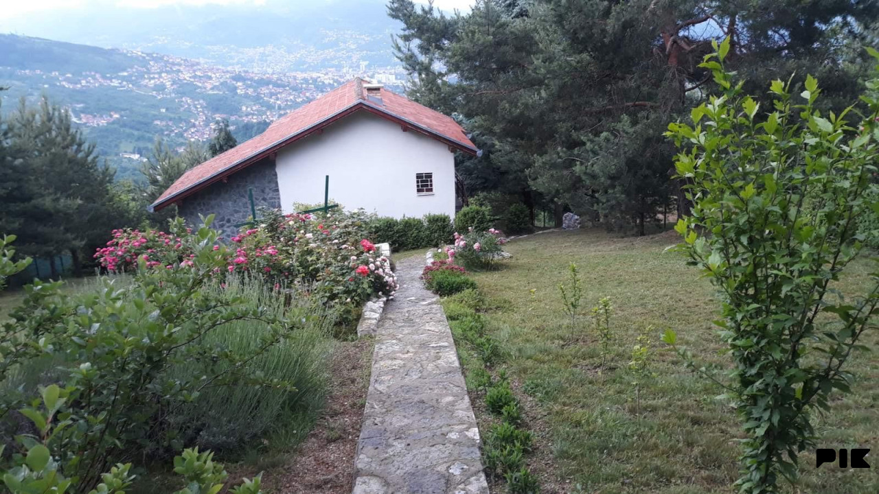 KUĆA POLJINE, PANORAMSKI POGLED, PARCELA 1185 m2
