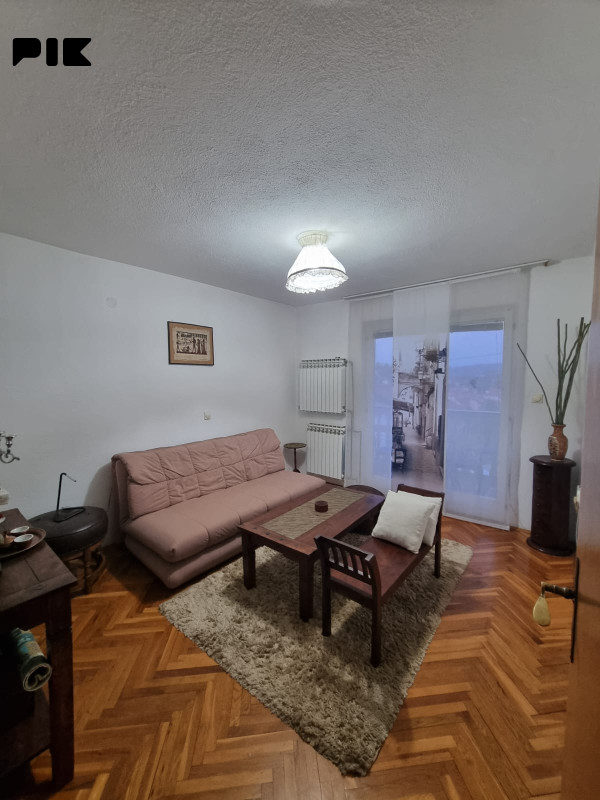 Iznajmljujem stan u Tešnju 120m2 3