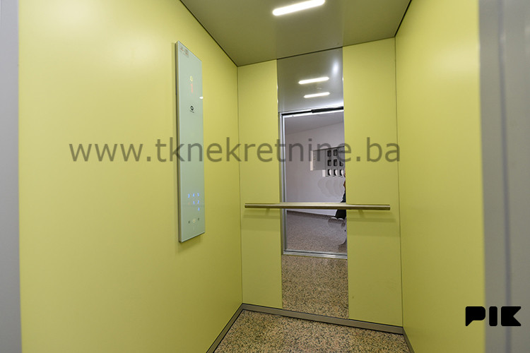 NOVOGRADNJA - Dizajnerski uređena garsonjera 26 m2, sa parkingom 21