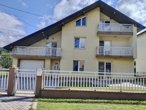 House in an excellent location / quiet, furnished and close to the center