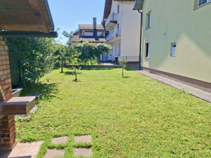 Kuća na odličnoj lokaciji / mirna, namještena i blizu centra photo 5